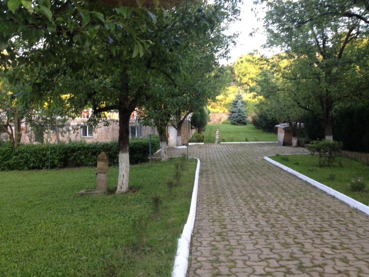 Pigal Hotel Сапанджа Екстериор снимка